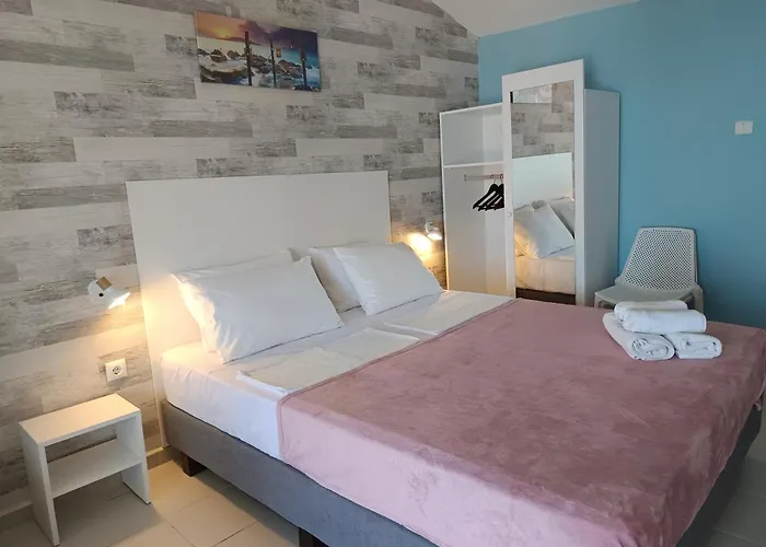 Simada Blue Guesthouse
